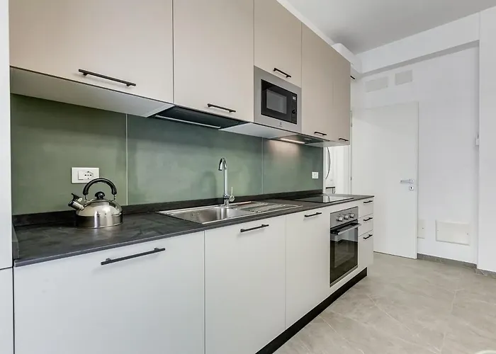 Bdc - Mariposa 3bdr In San Giovanni * Rzym